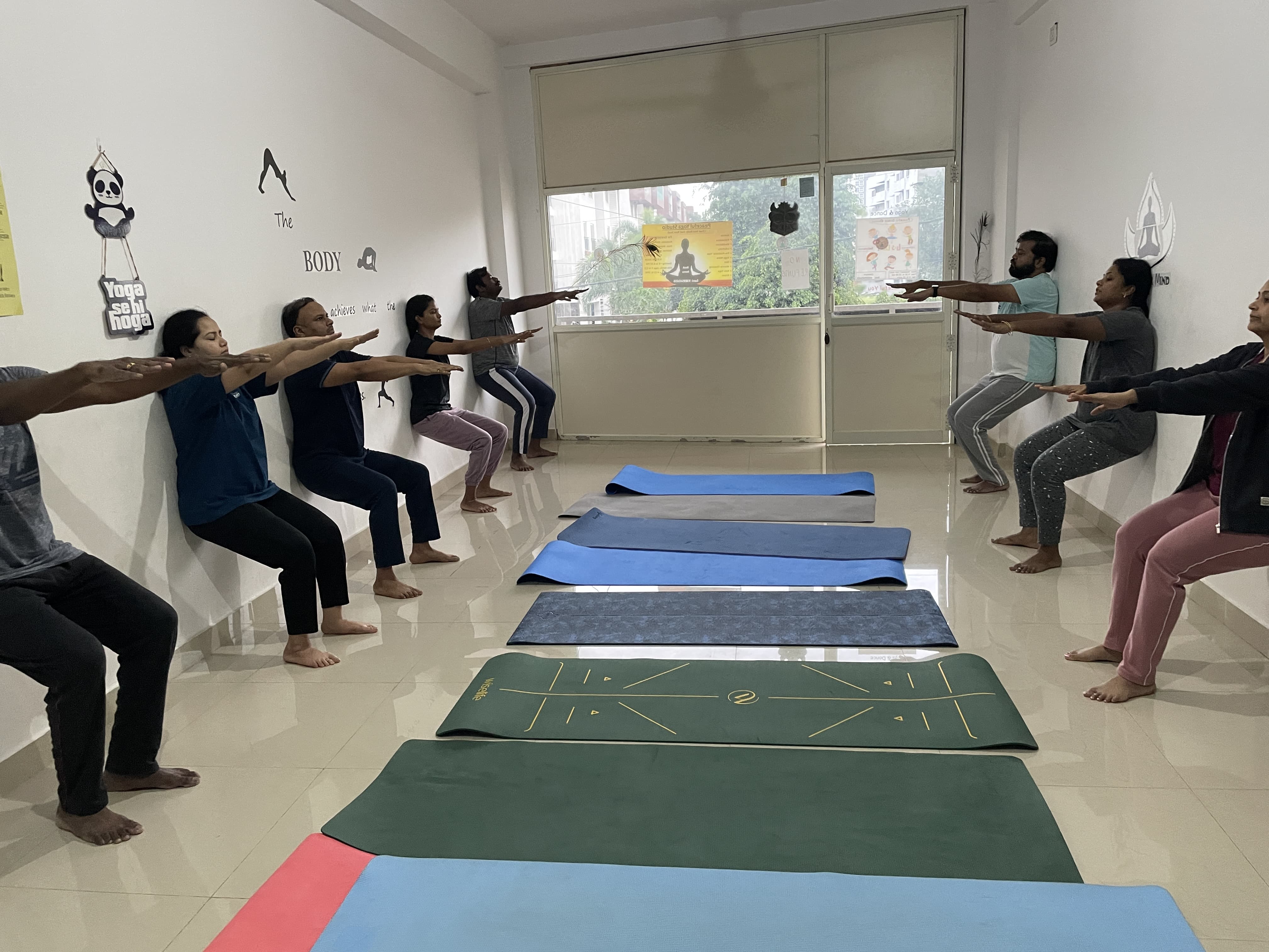 Yoga class moment 6