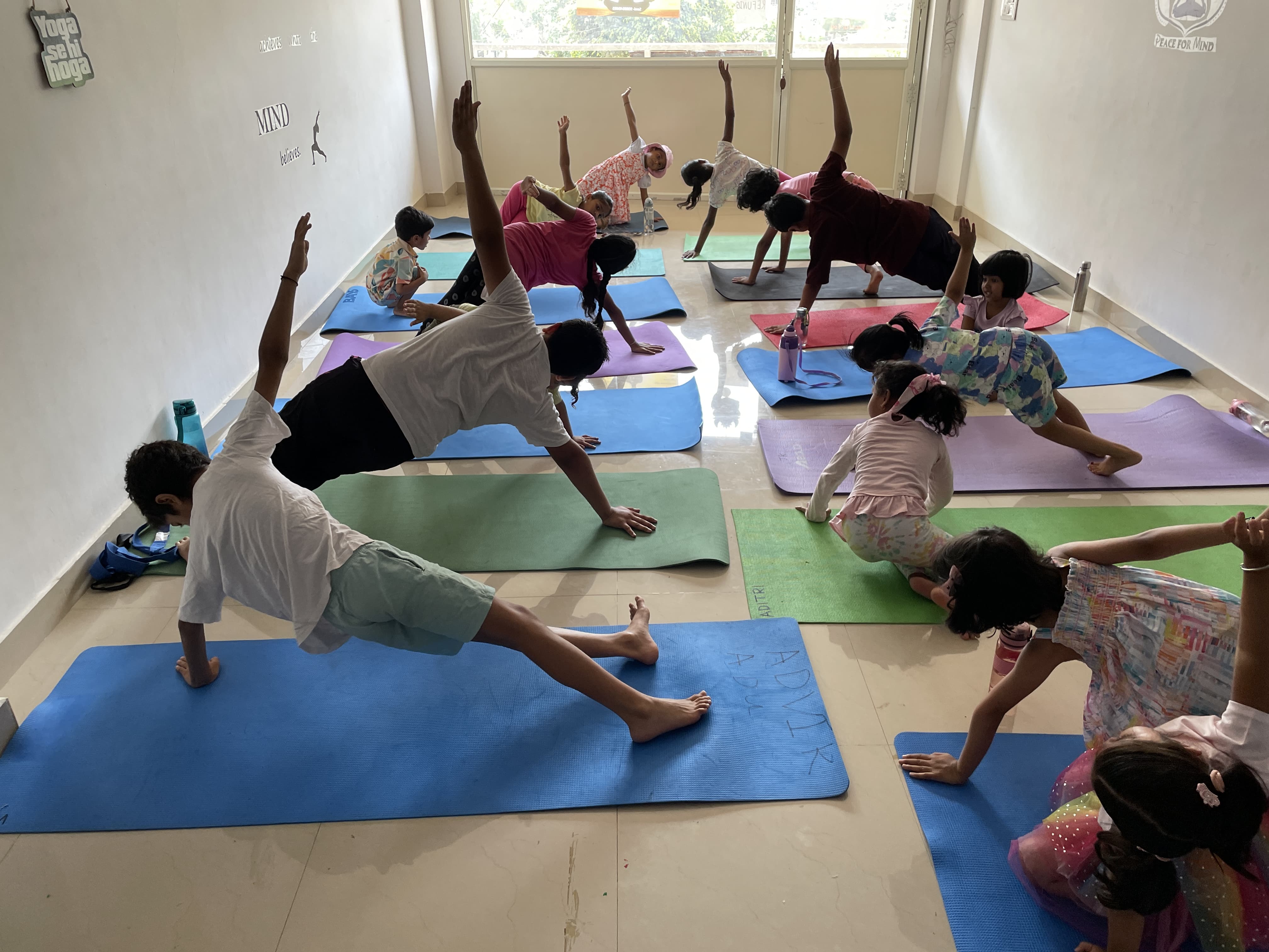 Yoga class moment 7