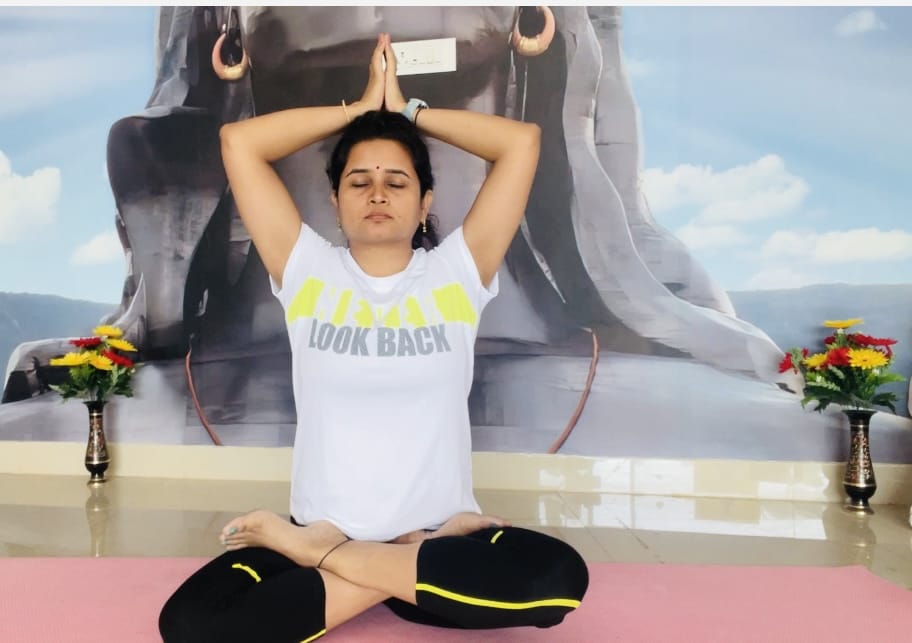Yoga class moment 9